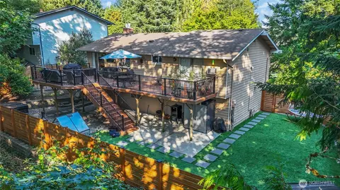 Exterior - 10621 NE 147th St, Bothell, WA 98011 photo 7 of 9