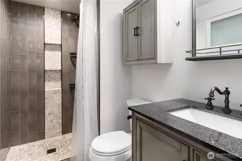 Bath - 10621 NE 147th St, Bothell, WA 98011 photo 2 of 3