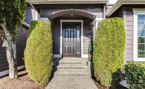 Entry Way - 3717 186th St SE, Bothell, WA 98012 photo 1 of 3