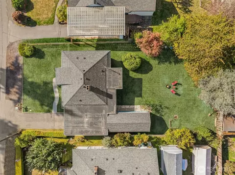 View/Area - 307 Tamarack Ave, Everett, WA 98203 photo 1 of 6