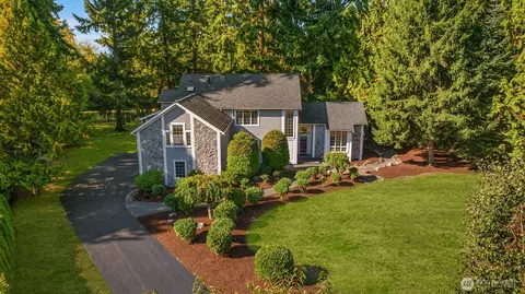 15507 216th Ave NE, Woodinville, WA 98077
