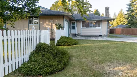 531 Collins St, Forks, WA 98331