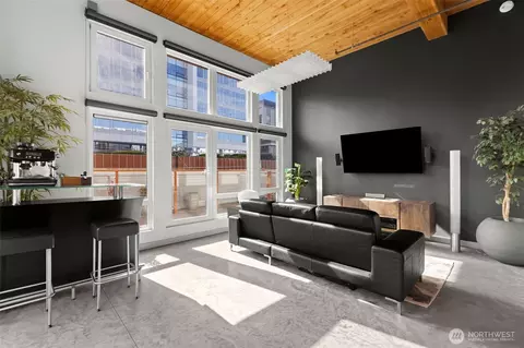 401 9th Ave N #407, Seattle, WA 98109