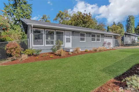 2306 S 249th St, Kent, WA 98032