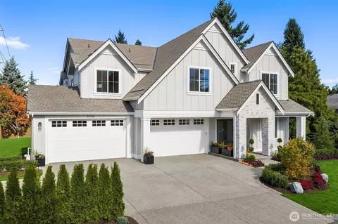 3740 172nd Ave NE, Redmond, WA 98052