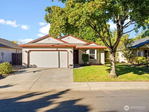 17402 SE 18th St, Vancouver, WA 98683