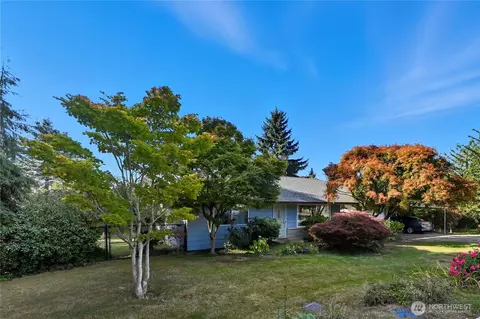 18640 48th Ave W, Lynnwood, WA 98037