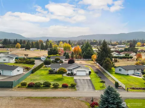 View/Area - 61 Pheasant Run Dr, Sequim, WA 98382 photo 3 of 4