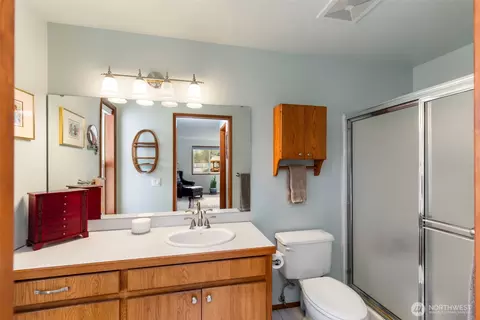 Bath - 61 Pheasant Run Dr, Sequim, WA 98382 photo 1 of 2