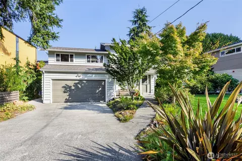 12832 NE 84th St, Kirkland, WA 98033