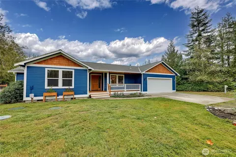 41 Poplar Ct, Sequim, WA 98382