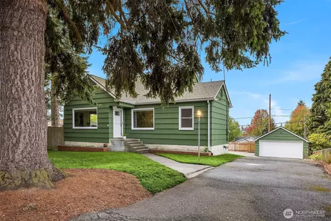 1924 State St, Everett, WA 98201