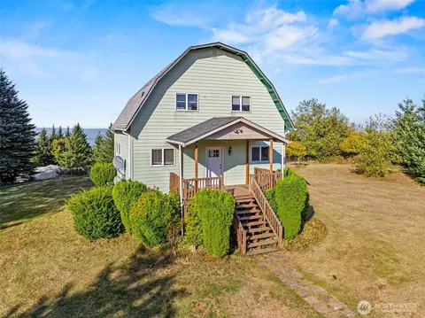 175 Webster Ln, Woodland, WA 98674