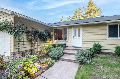 30402 12th Ave SW, Federal Way, WA 98023