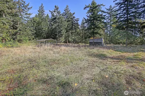 710 Cheryl Ann Dr, Camano Island, WA 98282