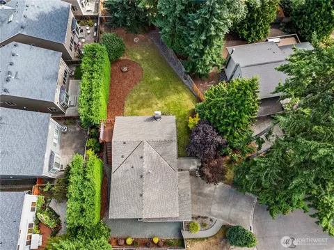 19540 129th Ct NE, Bothell, WA 98011 photo 32