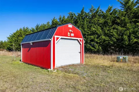 982 E Anderson Rd, Sequim, WA 98382 photo 9