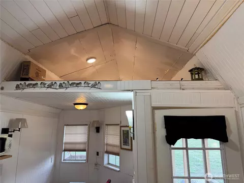982 E Anderson Rd, Sequim, WA 98382 photo 6