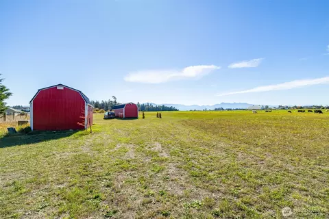 982 E Anderson Rd, Sequim, WA 98382 photo 2