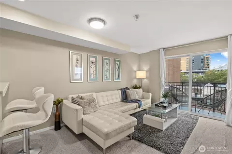 425 Vine St #604, Seattle, WA 98121