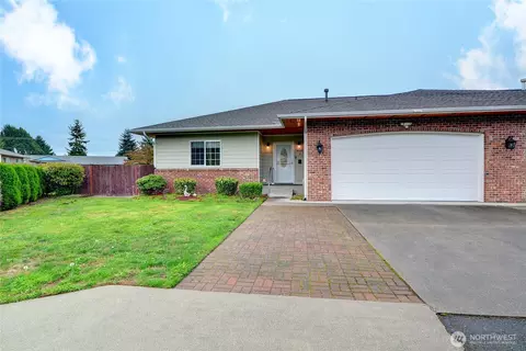 4930 109th St NE #A, Marysville, WA 98271