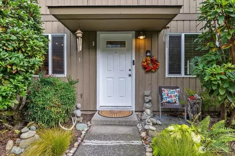 6111 N 16th St #M102, Tacoma, WA 98406