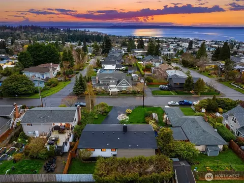 View/Area - 619 8th Ave S, Edmonds, WA 98020 photo 1 of 6