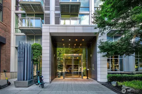 2911 2nd Ave #313, Seattle, WA 98121