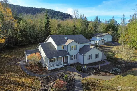 62 Yellow Brick Rd, Sequim, WA 98382