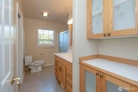 Bath - 62 Yellow Brick Rd, Sequim, WA 98382 photo 6 of 6
