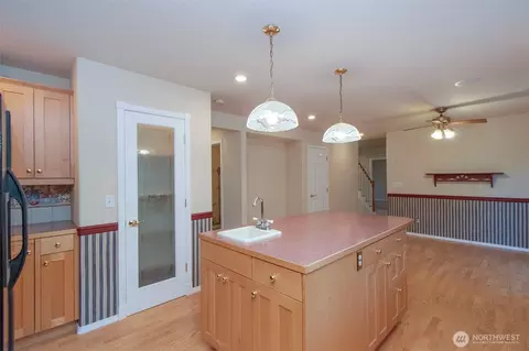 Kitchen - 62 Yellow Brick Rd, Sequim, WA 98382 photo 3 of 3