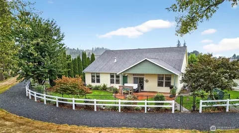 Exterior - 61 Willow Pointe Loop, Longview, WA 98632 photo 2 of 7
