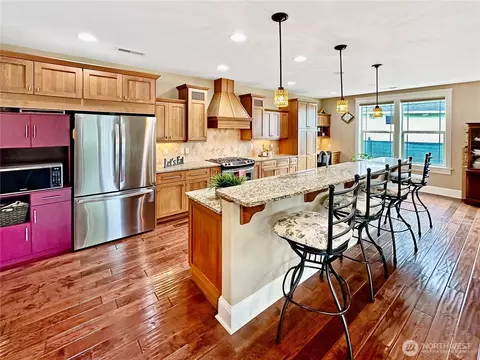 Kitchen - 61 Willow Pointe Loop, Longview, WA 98632 photo 2 of 4