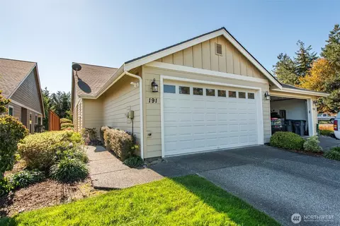 191 Snapdragon Ln, Sequim, WA 98382
