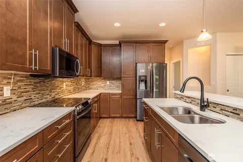 Kitchen - 191 Snapdragon Ln, Sequim, WA 98382 photo 1 of 5