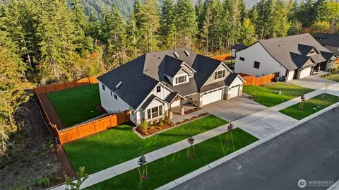 16003 210th Ave E, Bonney Lake, WA 98391