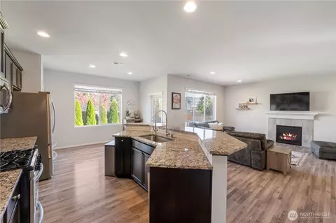 Kitchen - 1002 O Farrell Ln NW, Orting, WA 98360 photo 3 of 4