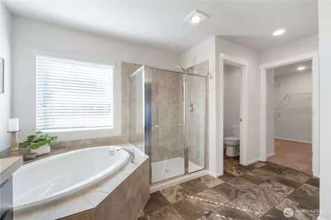 Bath - 1002 O Farrell Ln NW, Orting, WA 98360 photo 3 of 4