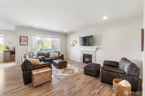 Living - 1002 O Farrell Ln NW, Orting, WA 98360 photo 1 of 2