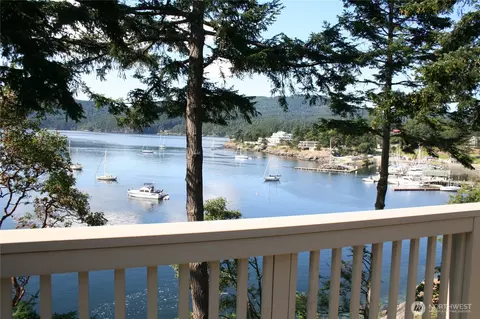 1800 Rosario Rd, Eastsound, WA 98245