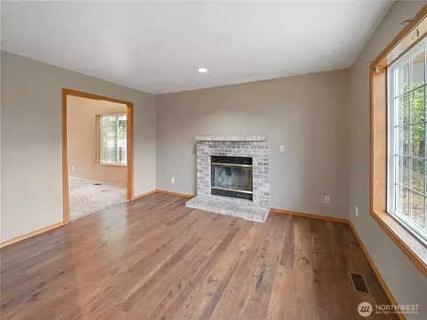 2937 Berilla Dr, Enumclaw, WA 98022 photo 8