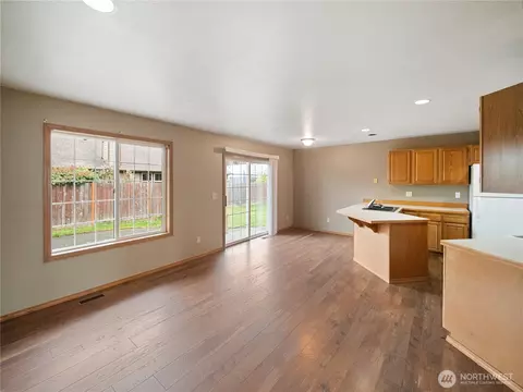 2937 Berilla Dr, Enumclaw, WA 98022 photo 7