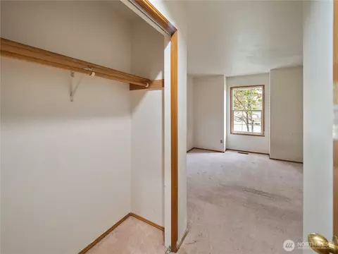 2937 Berilla Dr, Enumclaw, WA 98022 photo 17
