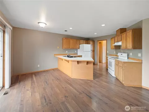 2937 Berilla Dr, Enumclaw, WA 98022 photo 9