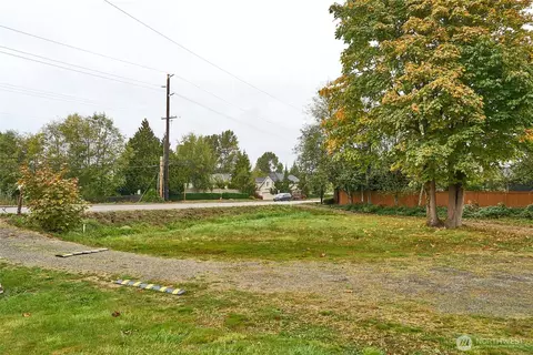 54 NE Nn Ne 4th, Renton, WA 98059