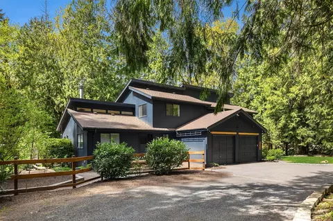 14235 248th Pl SE, Issaquah, WA 98027