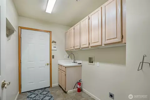 8024 68th Loop SE, Olympia, WA 98513 photo 15
