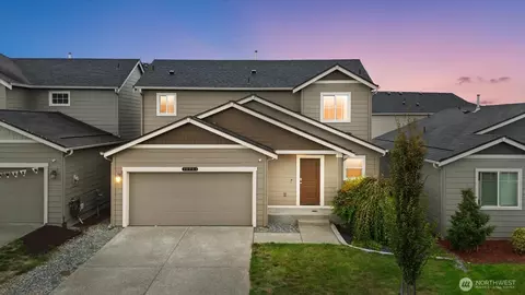 10721 185th St E, Puyallup, WA 98374