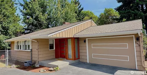 2918 74th Ave, Mercer Island, WA 98040