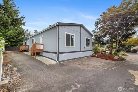 7301 NE 175th St #331, Kenmore, WA 98028